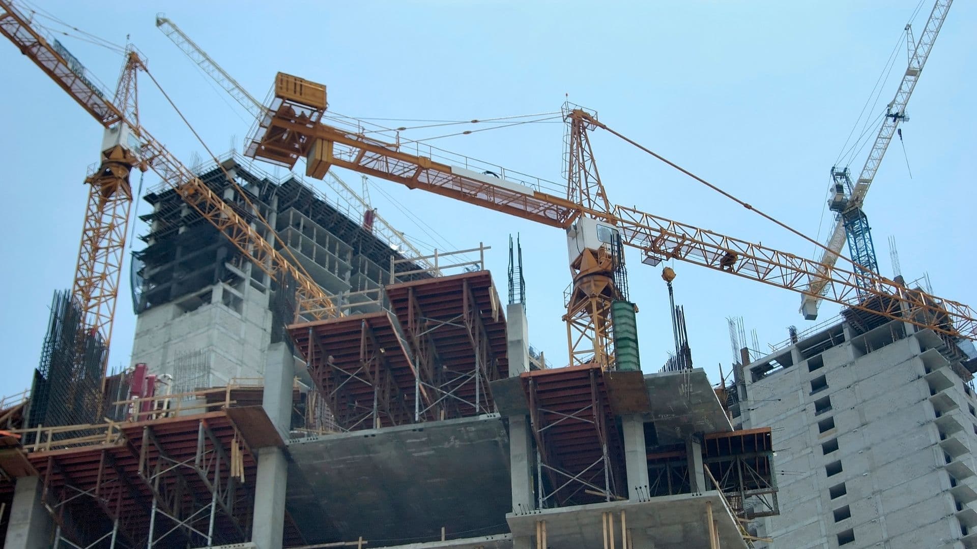 Why Timing Defines Sales Success in Construction