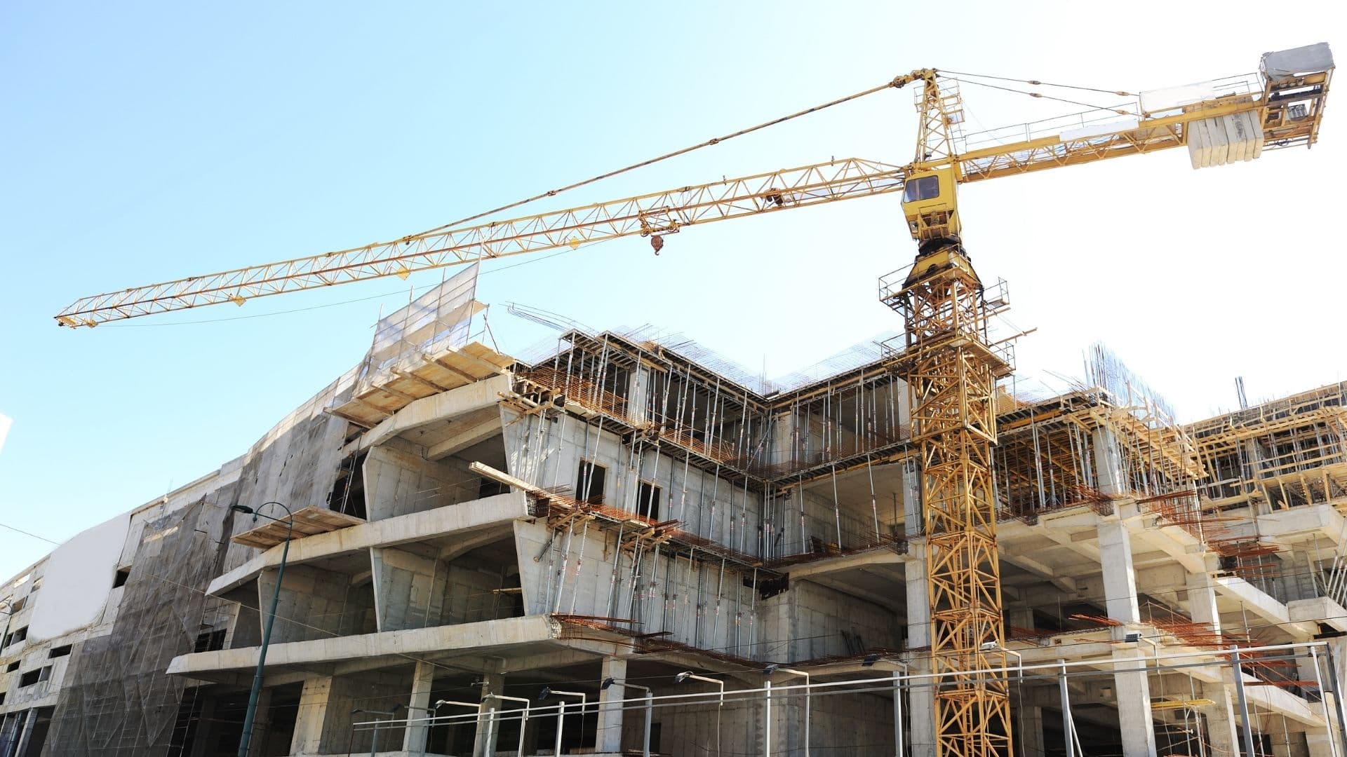 How Specification Development Drives High-Margin Wins in Construction Sales