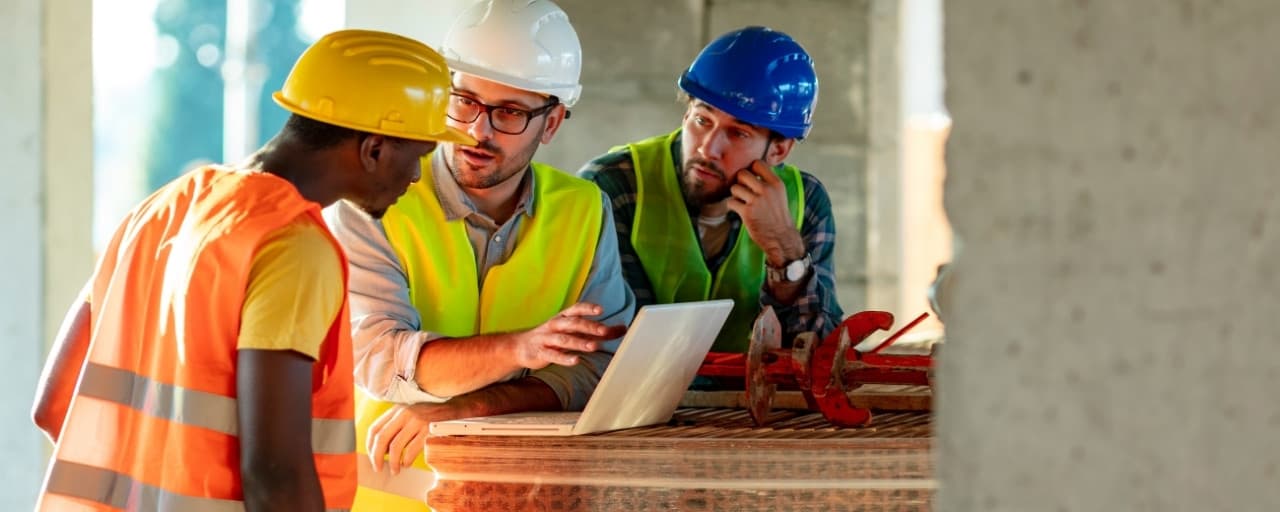 Developing Effective Sales Playbooks for Construction Professionals
