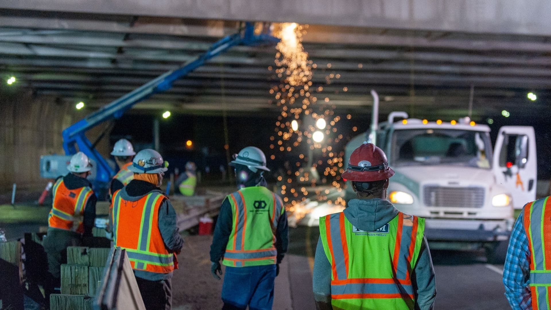 How to Track Construction Projects from Planning to Tender Stage