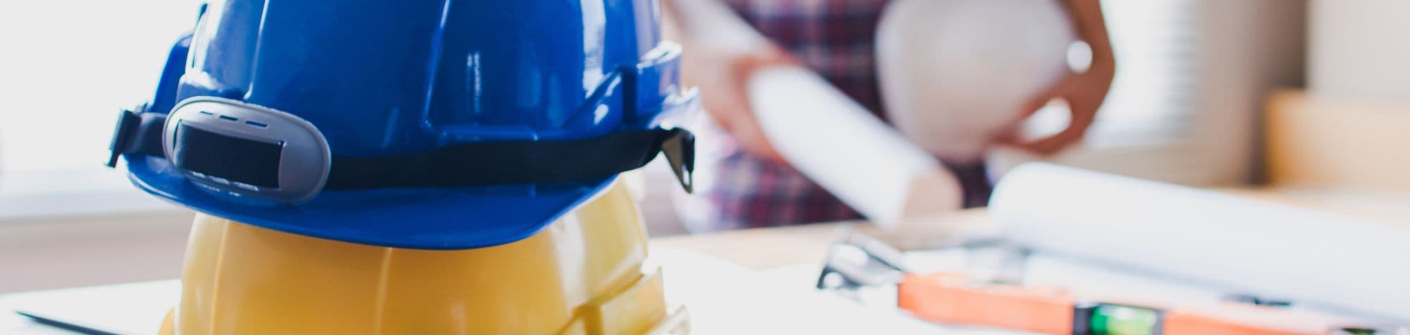 Why databases are more useful in comparison to traditional file systems?