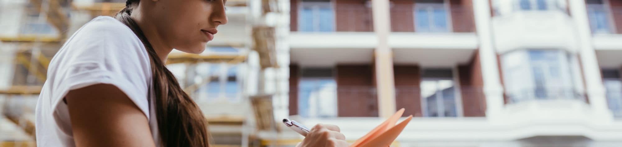 What high-performing sales teams do differently in construction