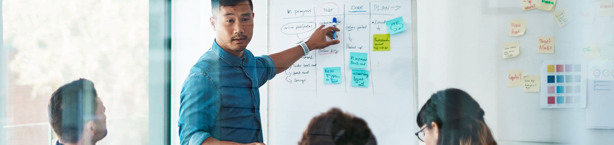 Aligning Marketing and Sales Teams for Construction Success